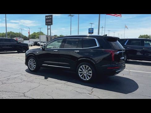Certified 2024 Cadillac XT6 Premium Luxury w/ LPO, Floor Liner Package AWD/4WD image 6
