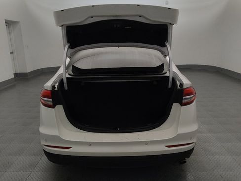 Used 2019 Ford Fusion SE w/ Equipment Group 151A FWD image 29