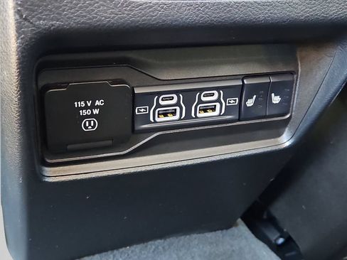 Used 2023 Jeep Grand Cherokee 4WD 4xe image 24