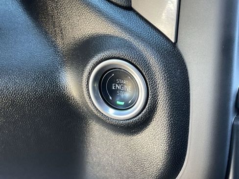 Used 2025 GMC Sierra 1500 Pro w/ Pro Value Package image 17