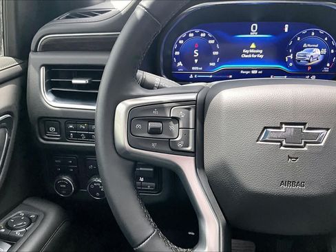 Used 2024 Chevrolet Tahoe Z71 w/ Z71 Off-Road Package AWD/4WD image 24