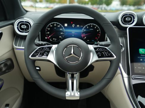 New 2026 Mercedes-Benz GLC 300 4MATIC image 22