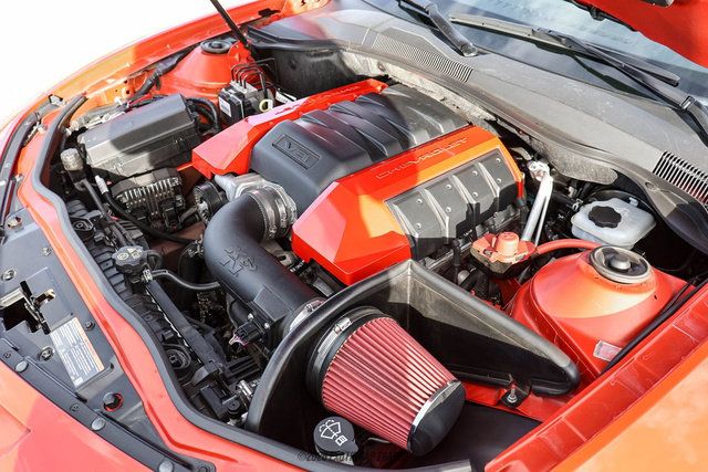 Used 2010 Chevrolet Camaro SS RWD image 17
