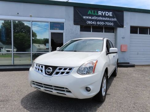 Used 2013 Nissan Rogue S w/ Special Edition Pkg AWD/4WD image 2