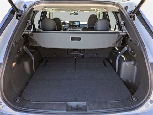 New 2025 Mitsubishi Outlander SE image 18