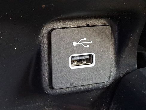 Used 2025 Honda HR-V LX image 25