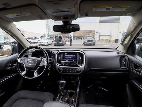 Used 2020 GMC Canyon SLE image 56