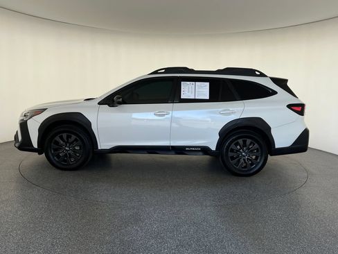 Used 2023 Subaru Outback Onyx Edition XT AWD/4WD image 7