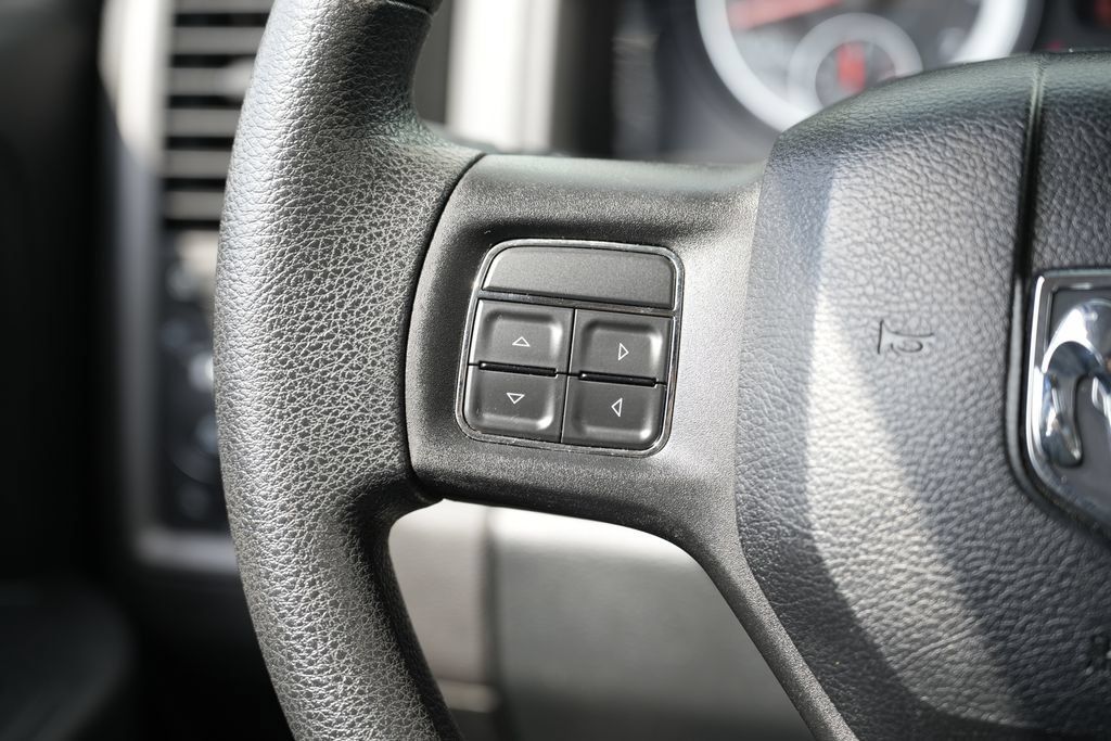 Used 2014 RAM 1500 Express AWD/4WD image 42