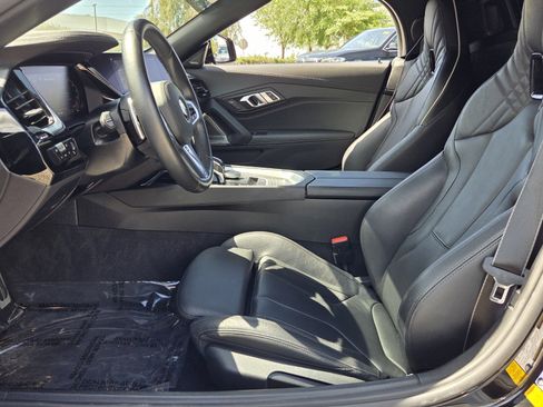 Used 2022 BMW Z4 M40i w/ Premium Package RWD image 10