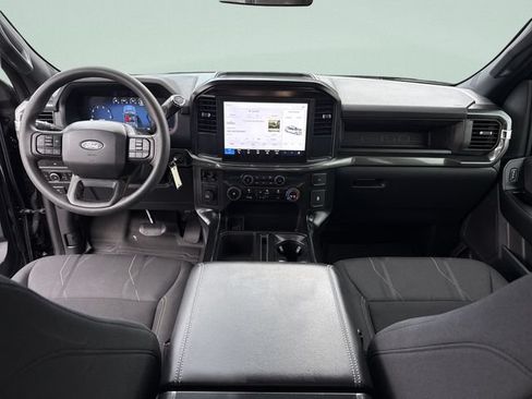 Used 2025 Ford F150 STX w/ Equipment Group 200A RWD image 19