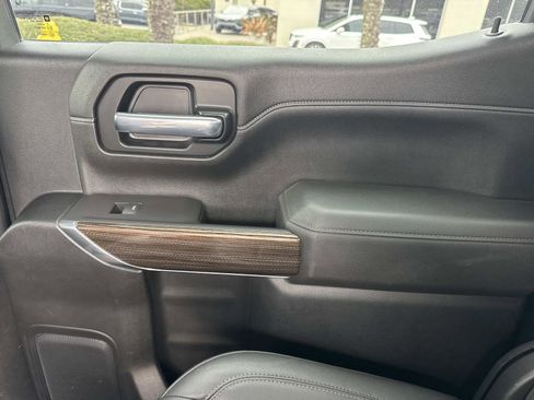 Used 2021 Chevrolet Silverado 1500 LT Trail Boss w/ Convenience Package II image 15