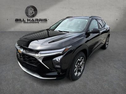 Used 2024 Chevrolet Trax LT w/ Sunroof Package