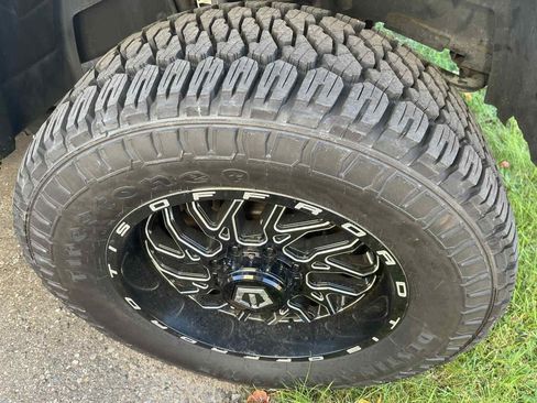 Used 2018 RAM 2500 SLT w/ Luxury Group image 14