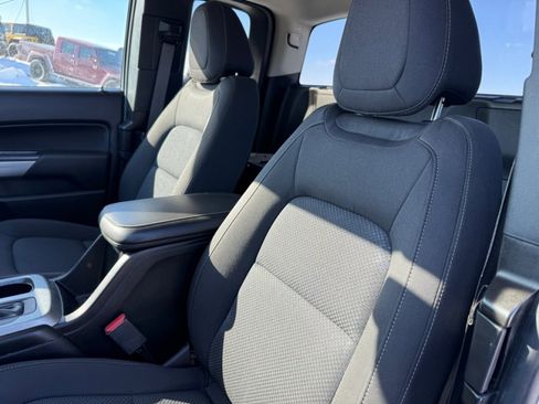 Used 2021 Chevrolet Colorado LT w/ Fleet Safety Package image 16