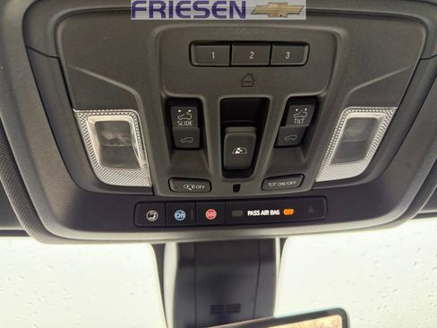 Used 2019 Chevrolet Silverado 1500 High Country w/ High Country Premium Package image 23