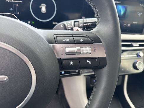 Used 2025 Hyundai Tucson Limited image 20