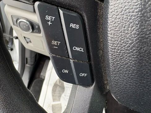 Used 2018 Ford F150 XLT w/ Trailer Tow Package image 15