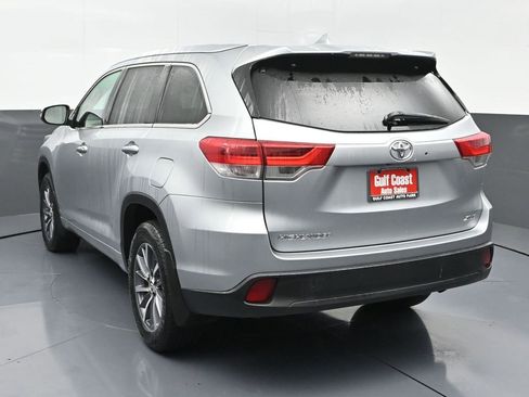 Certified 2018 Toyota Highlander XLE image 4