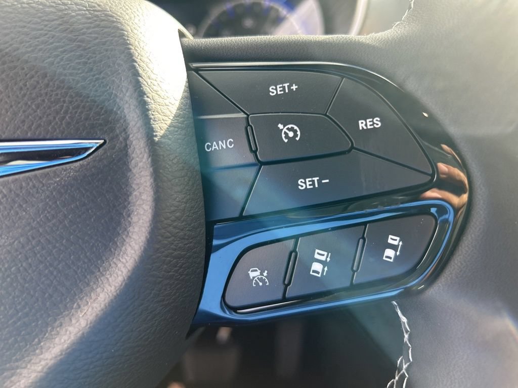 New 2026 Chrysler Pacifica Limited w/ S Appearance Package FWD image 47