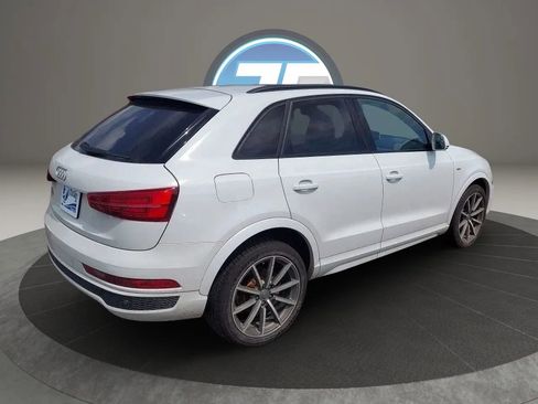 Used 2018 Audi Q3 2.0T Premium Plus w/ Premium Plus Package FWD image 7