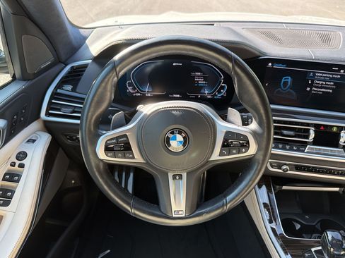 Used 2021 BMW X5 xDrive45e w/ M Sport Package AWD/4WD image 11