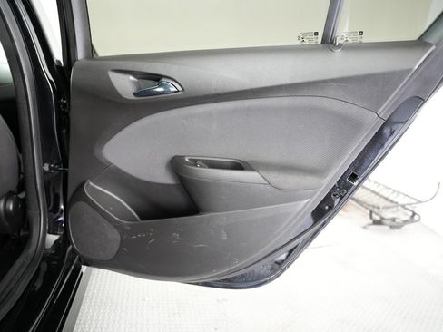 Used 2018 Chevrolet Cruze LT w/ Sun And Sound Package FWD image 36