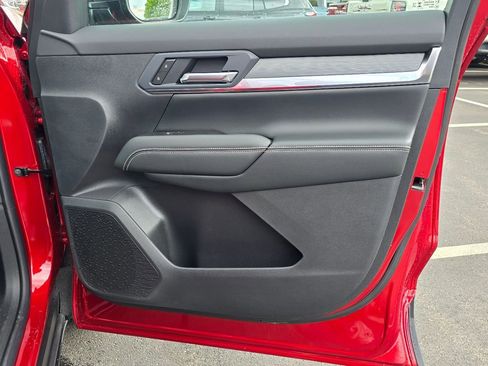 New 2026 GMC Terrain Elevation w/ Elevation Premium Package AWD/4WD image 32