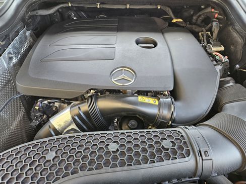 Used 2021 Mercedes-Benz GLE 350 w/ AMG Line Exterior image 26