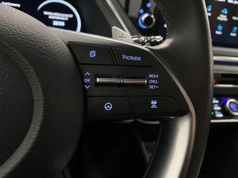 Used 2023 Hyundai Sonata Limited image 16