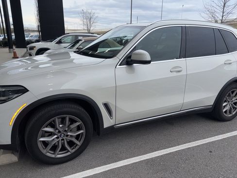 Used 2021 BMW X5 xDrive40i w/ Convenience Package image 8