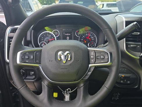 Used 2026 RAM 2500 Big Horn AWD/4WD image 8