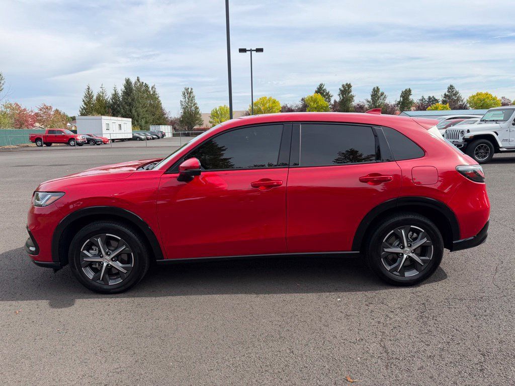 Used 2024 Honda HR-V EX-L image 5
