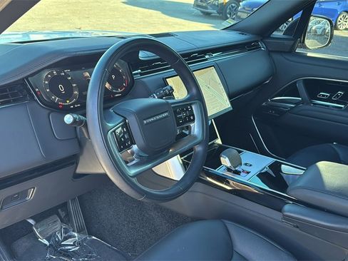 Used 2024 Land Rover Range Rover Long Wheelbase Autobiography image 15