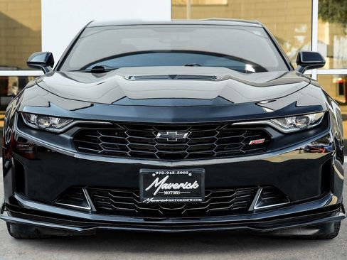 Used 2021 Chevrolet Camaro LT w/ RS Package RWD image 5