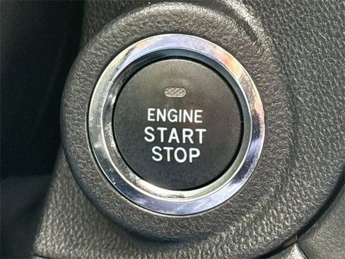 Used 2023 Subaru Outback Premium image 36