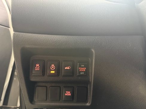 Used 2015 Nissan Pathfinder SL image 22