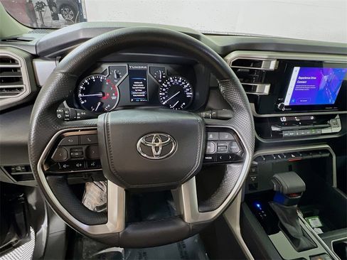 Used 2022 Toyota Tundra SR5 image 11