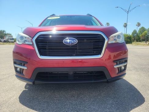 Used 2019 Subaru Ascent Touring AWD/4WD image 3
