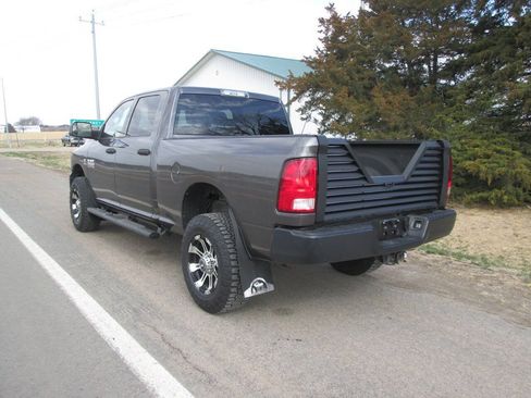 Used 2014 RAM 2500 Tradesman AWD/4WD image 3