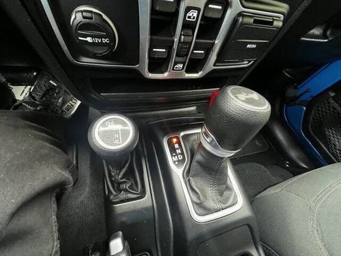 Used 2021 Jeep Wrangler Unlimited Sport w/ Dual Top Group image 18