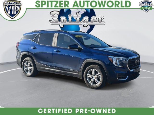 Used 2023 GMC Terrain SLE w/ Driver Convenience Package FWD image 3