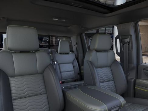 New 2026 Chevrolet Silverado 2500 ZR2 AWD/4WD image 24