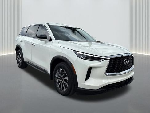 Used 2025 INFINITI QX60 Pure FWD image 3