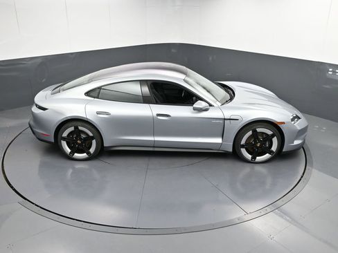 Certified 2025 Porsche Taycan image 37