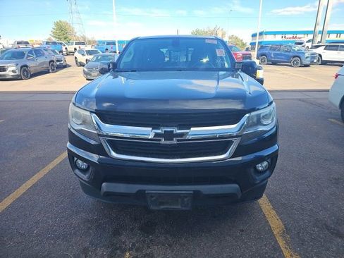 Used 2019 Chevrolet Colorado Z71 w/ Z71 Midnight Edition image 10