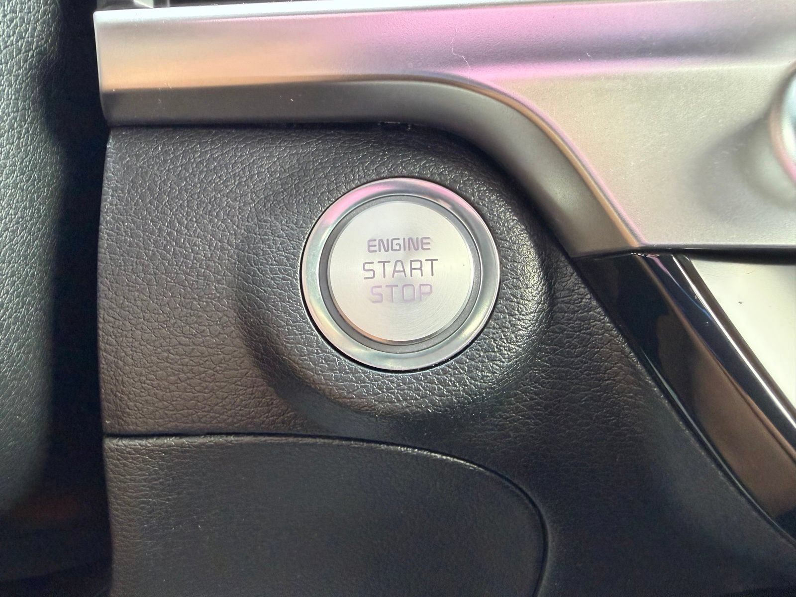 Used 2025 Kia Telluride S FWD image 26