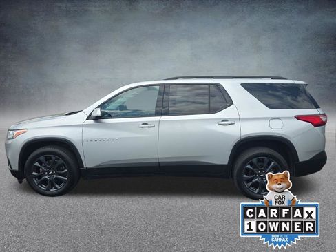 Used 2021 Chevrolet Traverse RS AWD/4WD image 2