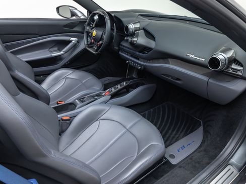 Certified 2022 Ferrari F8 Tributo RWD image 49