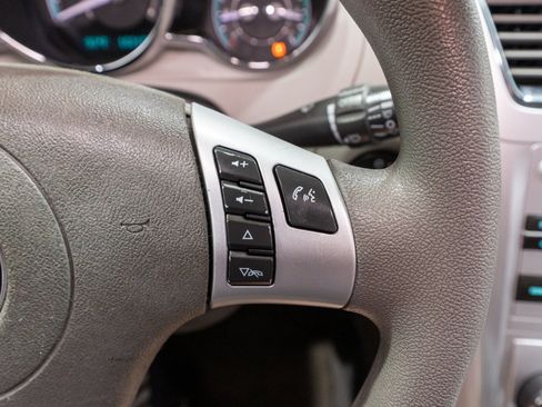 Used 2010 Chevrolet Malibu LS FWD image 18